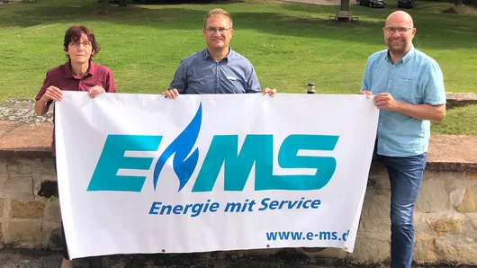 Freuen sich auf die dritte Auflage der gemeinsamen Konzertveranstaltung auf der historischen Burganlage in Klein Rosenburg – Karin Keller vom Burg- und Heimatverein, Frank Sieweck von der EMS und Mike Schmidt von der Mitteldeutschen Kammerphilharmonie