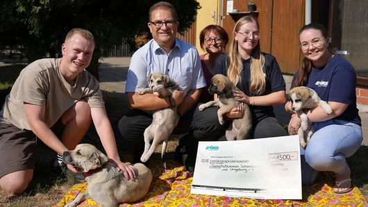 EMS und Eventgäste spenden fürs Tierheim