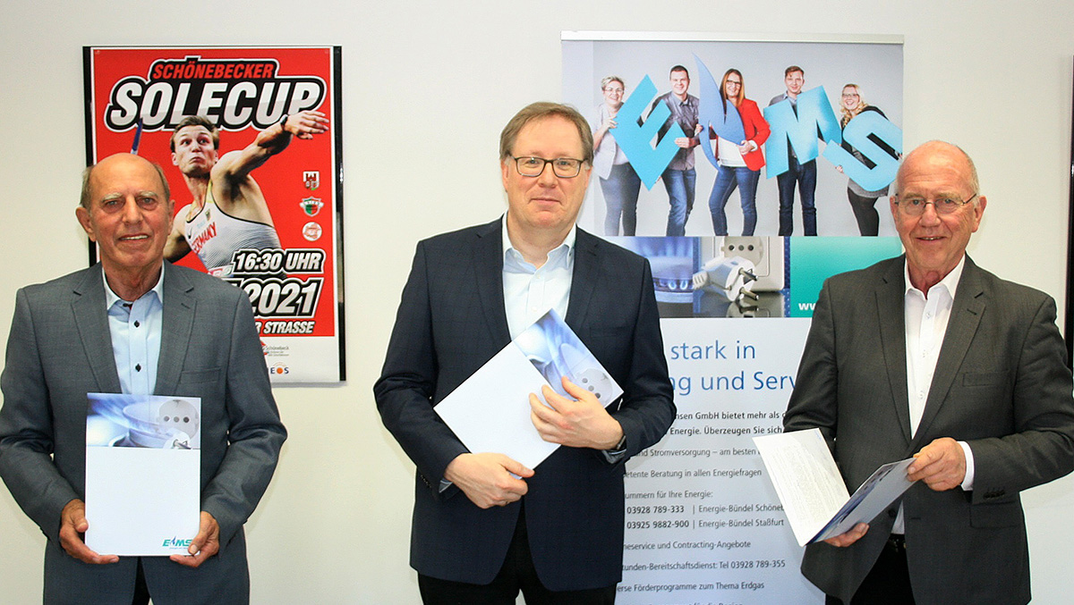 Unterschrift der Sponsoringverträge zum Schönebecker SoleCup 2021
